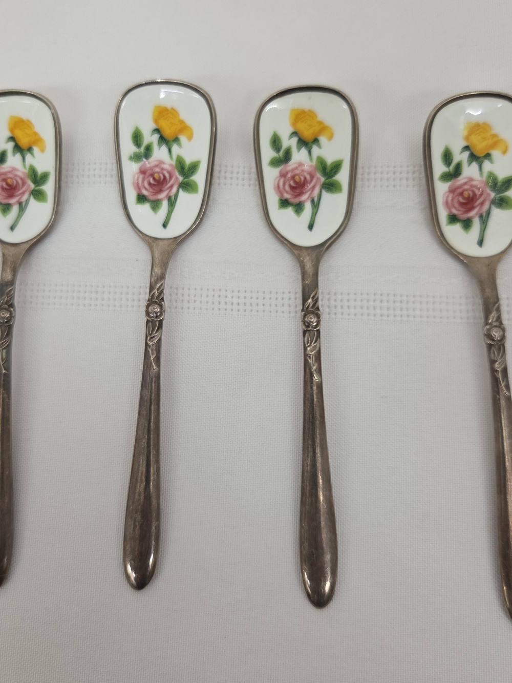 VTG Stainless Steel Teaspoons Set Of 4 Rose Pattern On Square Bowl